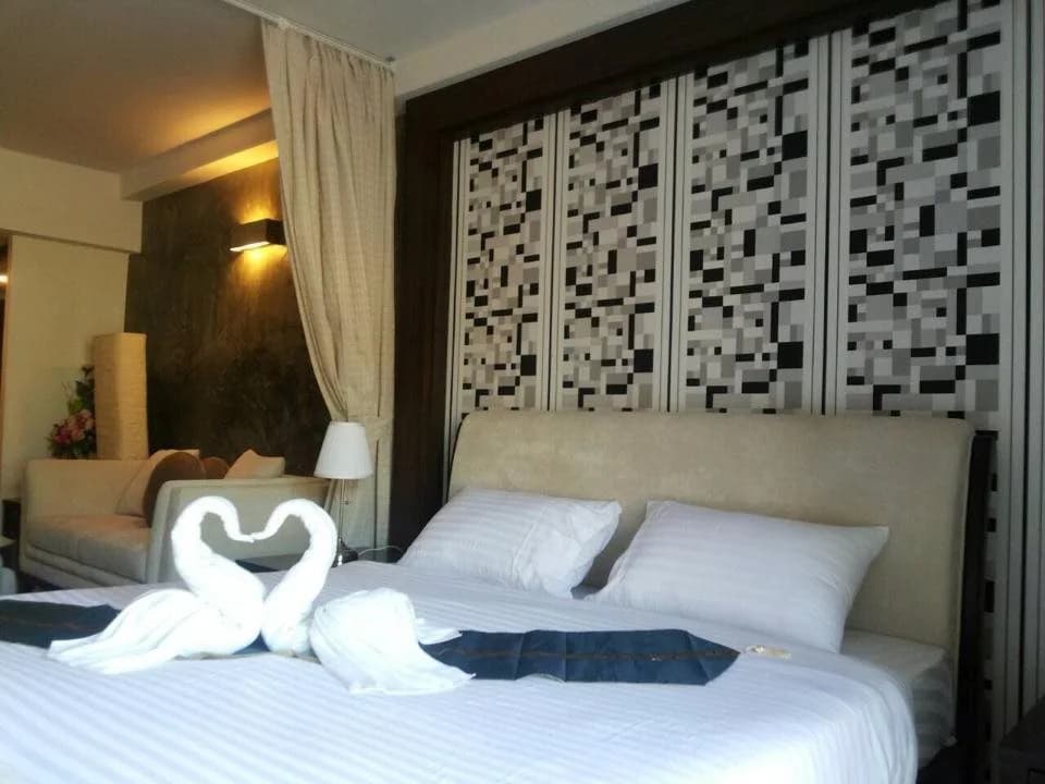 Life Condominium - photo 3