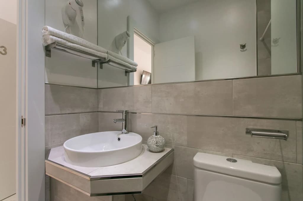 Hostal Met Madrid - photo 7