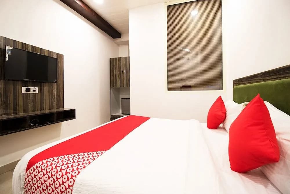 OYO 44094 Grand Inn - photo 4