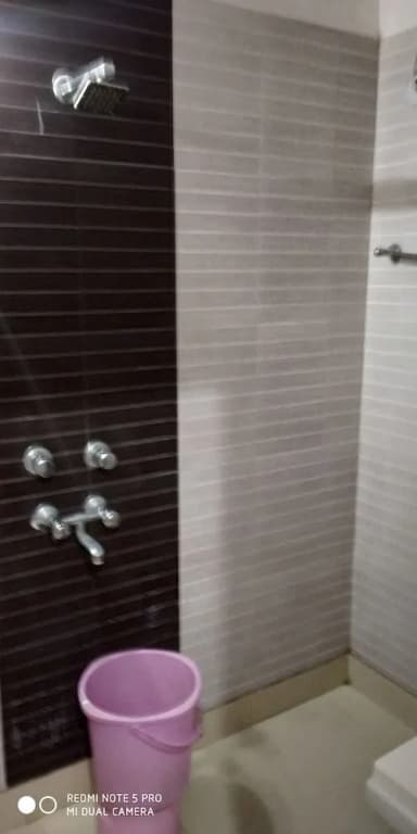 Hotel Udhav Palace - photo 10