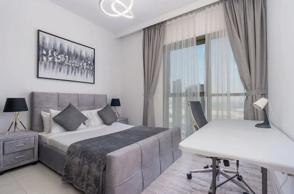 New! Luxurious Living Dubai Creek Balcony & View - photo 4