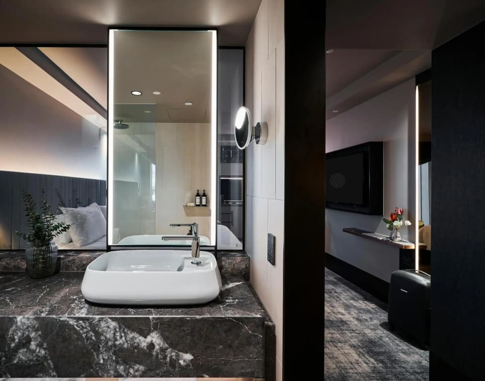Pullman East Melbourne Hotel - photo 9