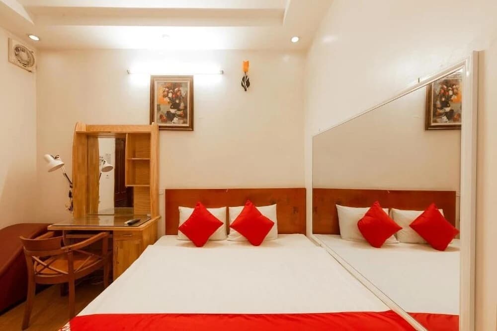 Lenka Hotel by OYO Rooms - photo 4