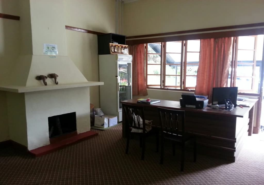 Dew Drop Inn - photo 2