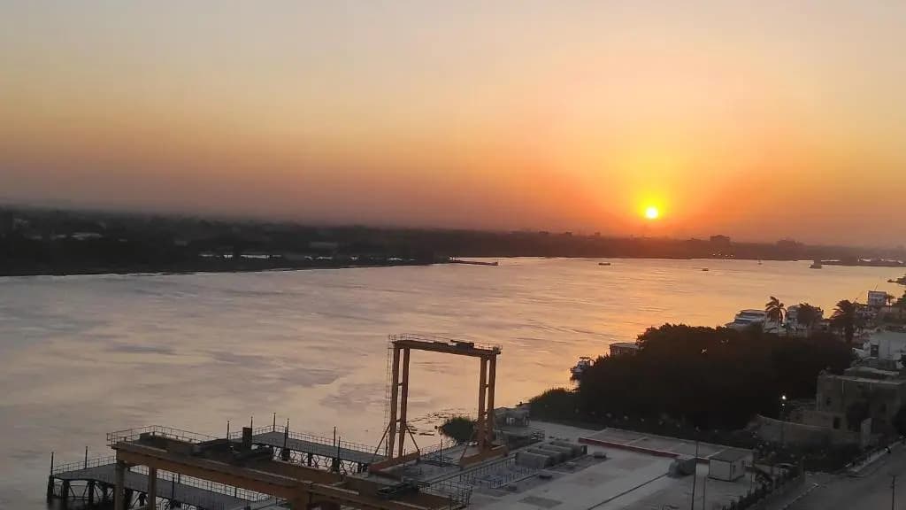 Nile Pyramidal View Apartment - photo 12