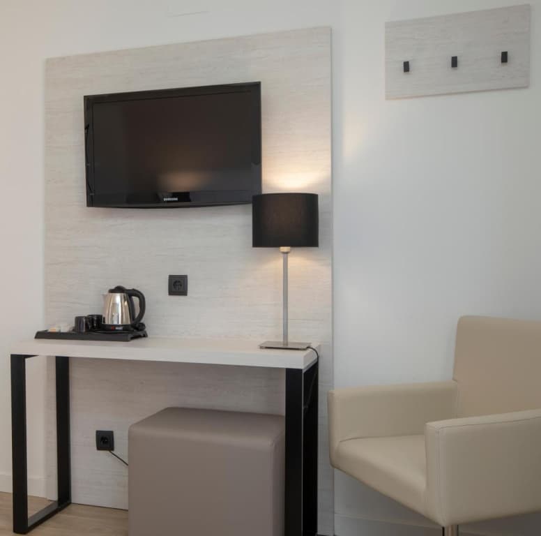Porcel Ganivet Hotel - photo 43