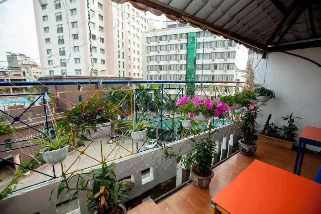 Halong Party Hotel - photo 16