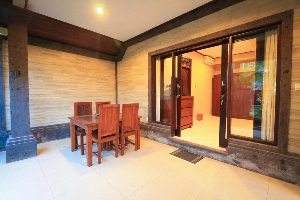 Cahyatika Bed & Breakfast - photo 6