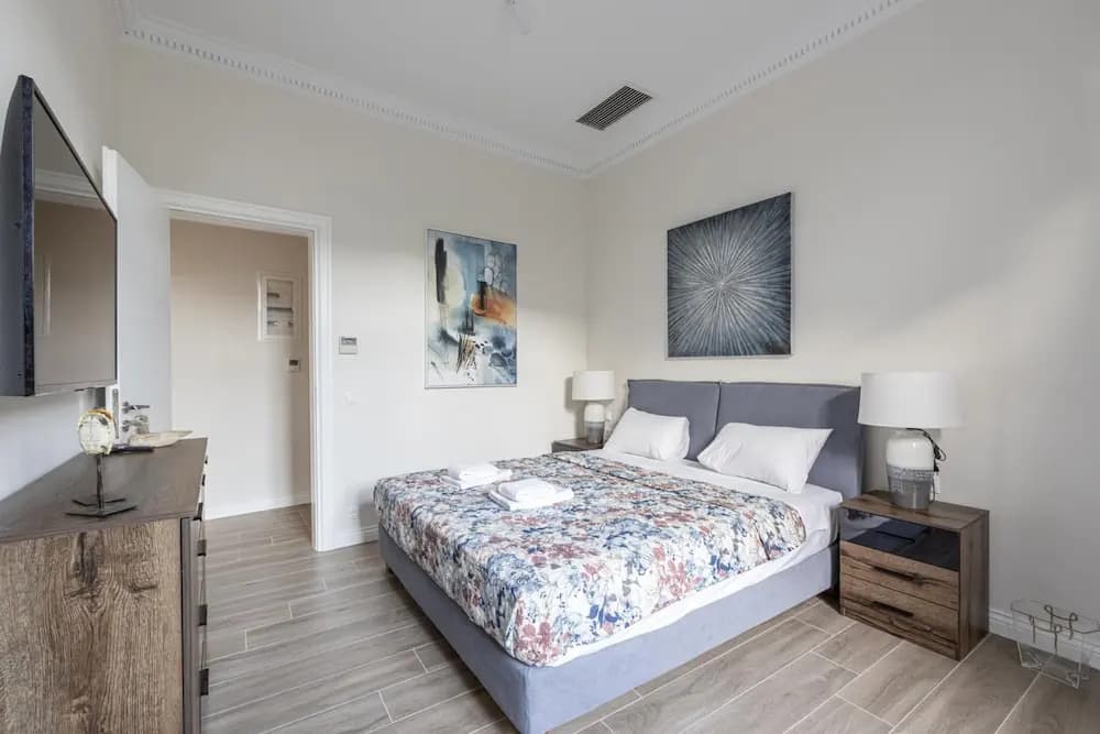 Plaka s Privileged Accommodation - photo 3