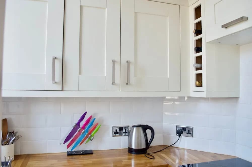 Beautiful 2 Bedroom Flat in Leith - photo 12