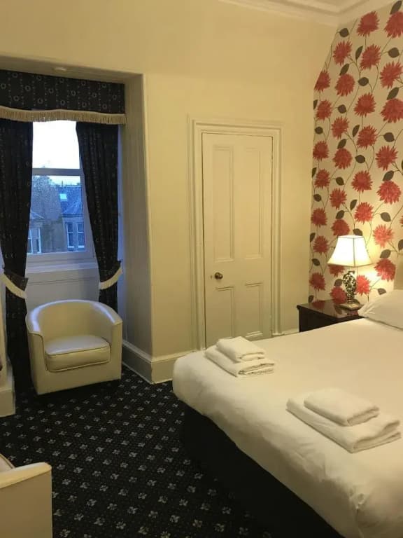 The Alexander Guest House - photo 2
