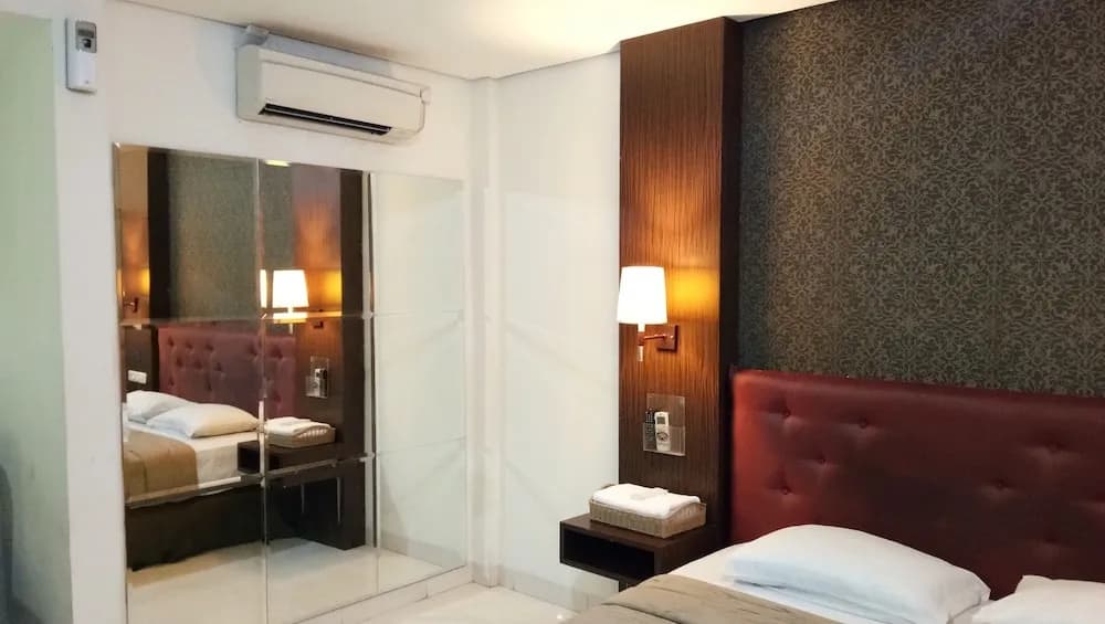 C'One Hotel Cempaka Putih - photo 6