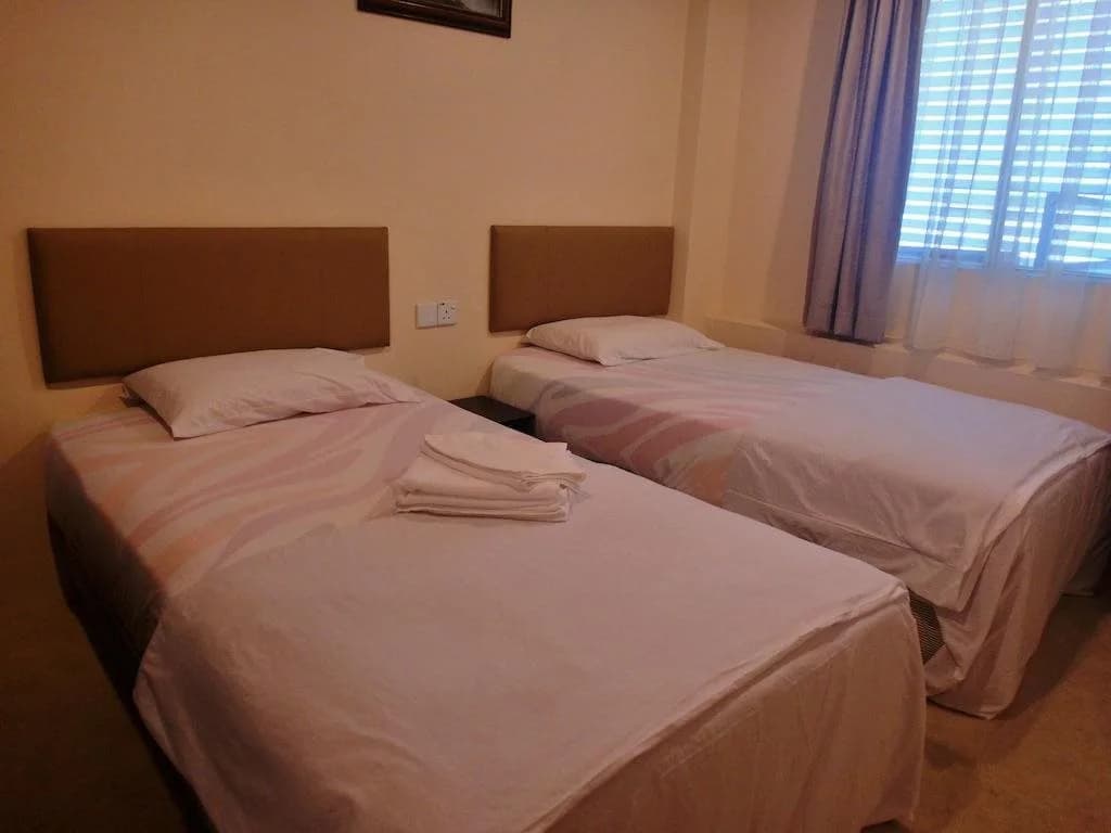 KK Crystal Hotel - photo 1