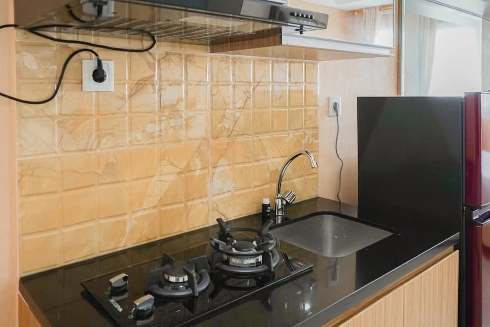 Homey And Comfy Studio Signature Park Grande Apartment - photo 12