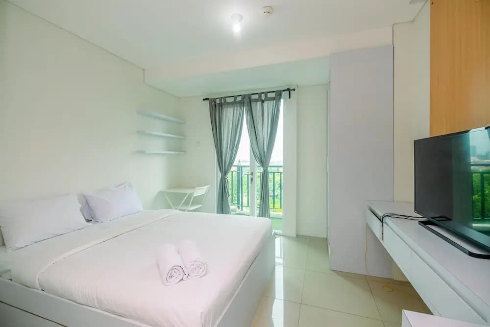 Comfort Studio At Woodland Park Residence - photo 3