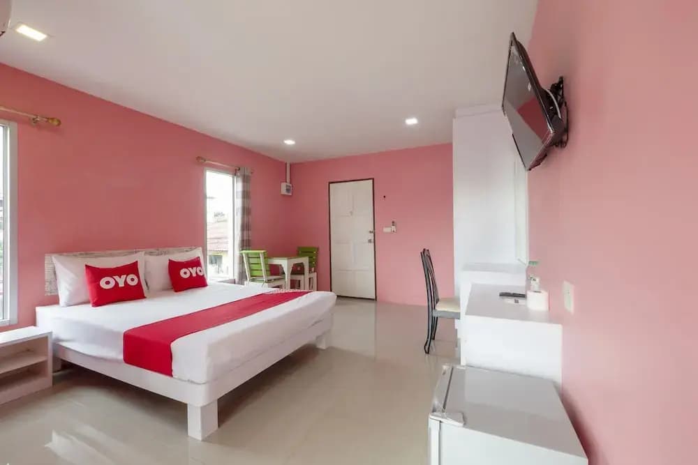 OYO 1030 Cd Mansion - photo 6