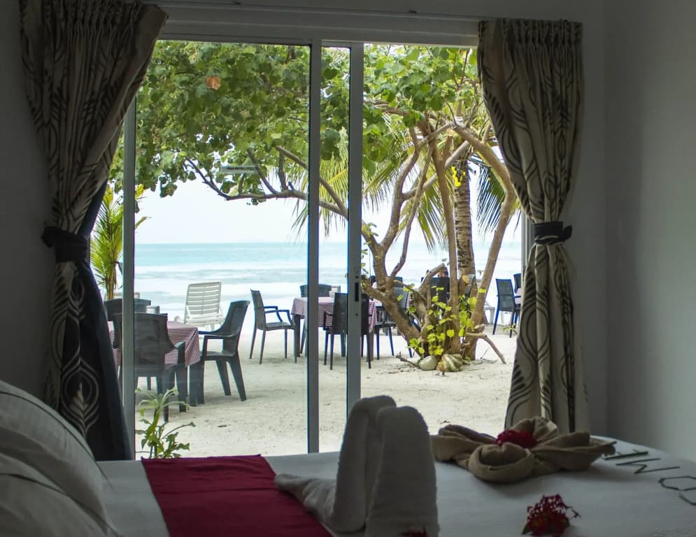 Crown Beach Hotel Maldives - photo 6