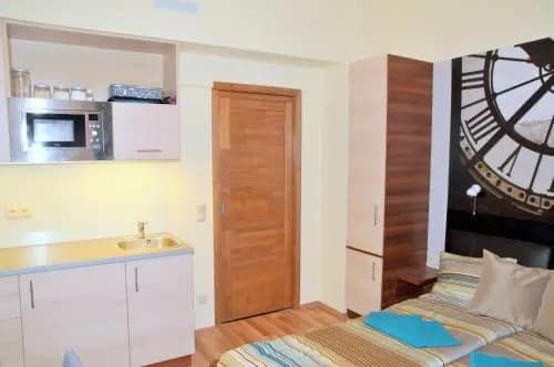 Frank & Fang Apartments - photo 12