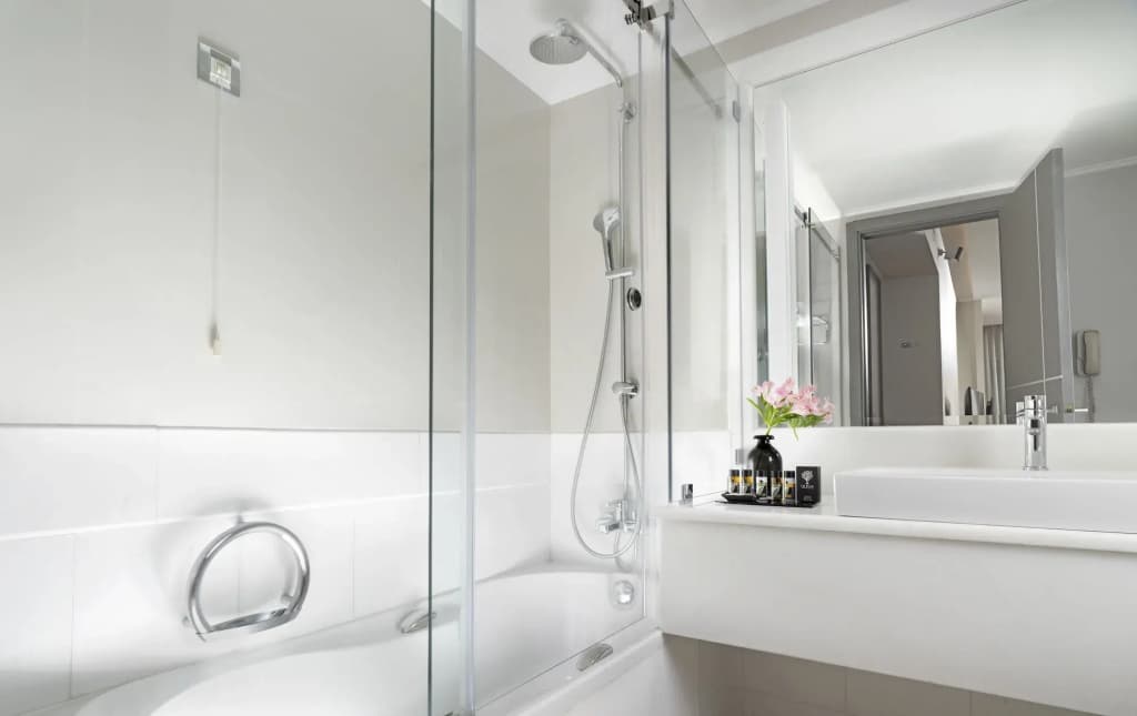 Holiday Suites - photo 9