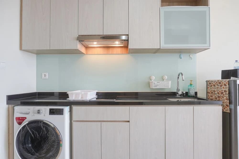 Wonderful And Cozy Designed Studio At Menteng Park Apartment - photo 13