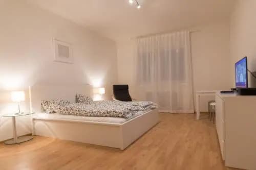 Modern Apartment at Rathaus - photo 5