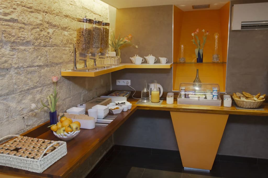 Hotel Lumières Montmartre Paris - photo 10