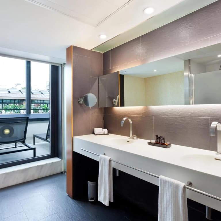 Hotel Condes de Barcelona - photo 11