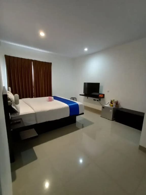 Puri Maju by OYO Rooms - photo 3