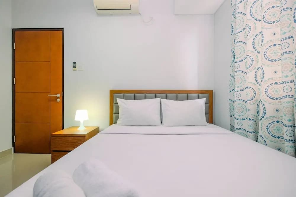 Homey and Comfortable 1BR Apartment at Royal Olive Residence - photo 2