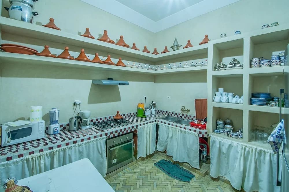 Riad lakouas - photo 24