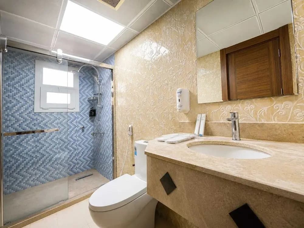 Diamond Star Hotel - photo 10