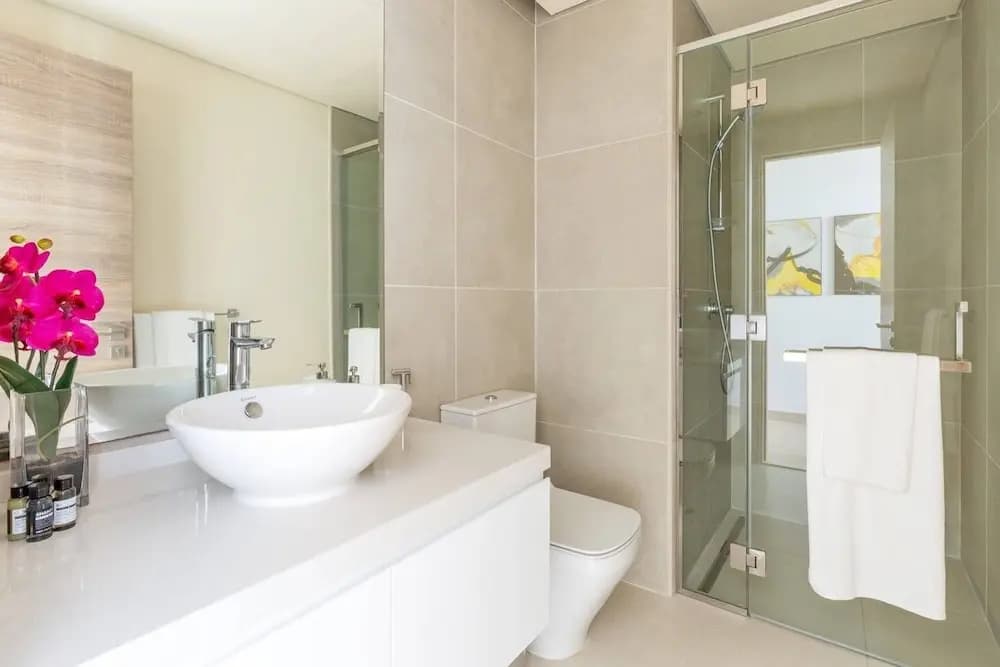 Refined Studio Apartment in Dubai Marina - photo 7