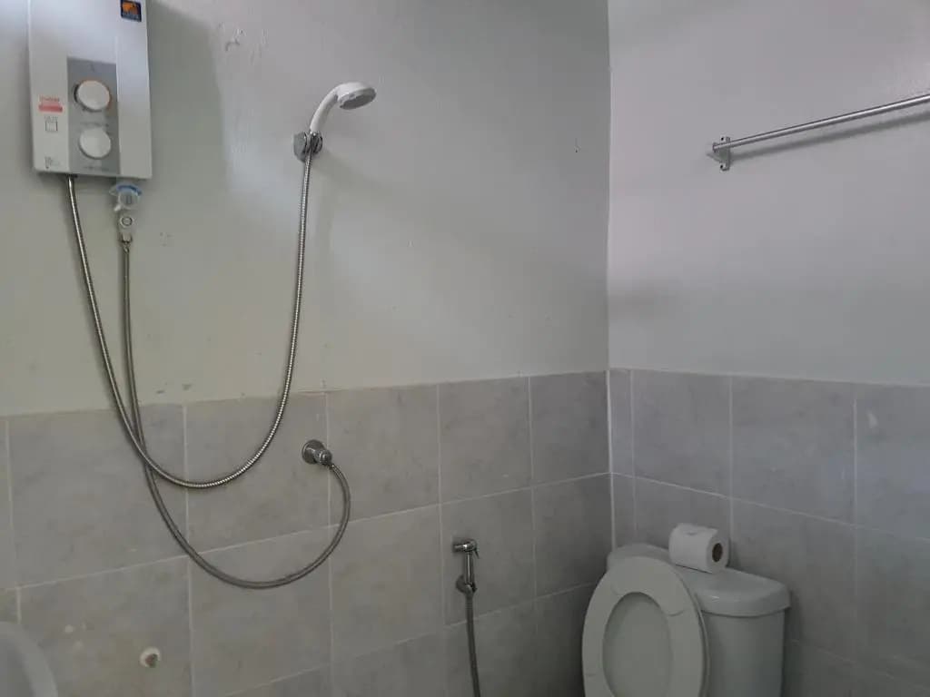 V-View Beach Resort - photo 6
