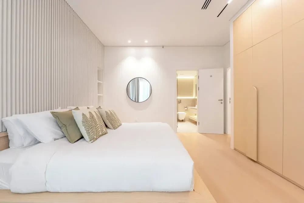 Upgraded 1BR in Marina - Calming Views - photo 3