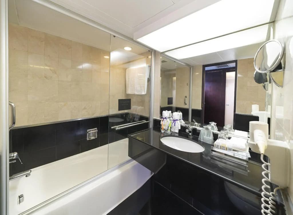 Regal Kowloon Hotel - photo 36