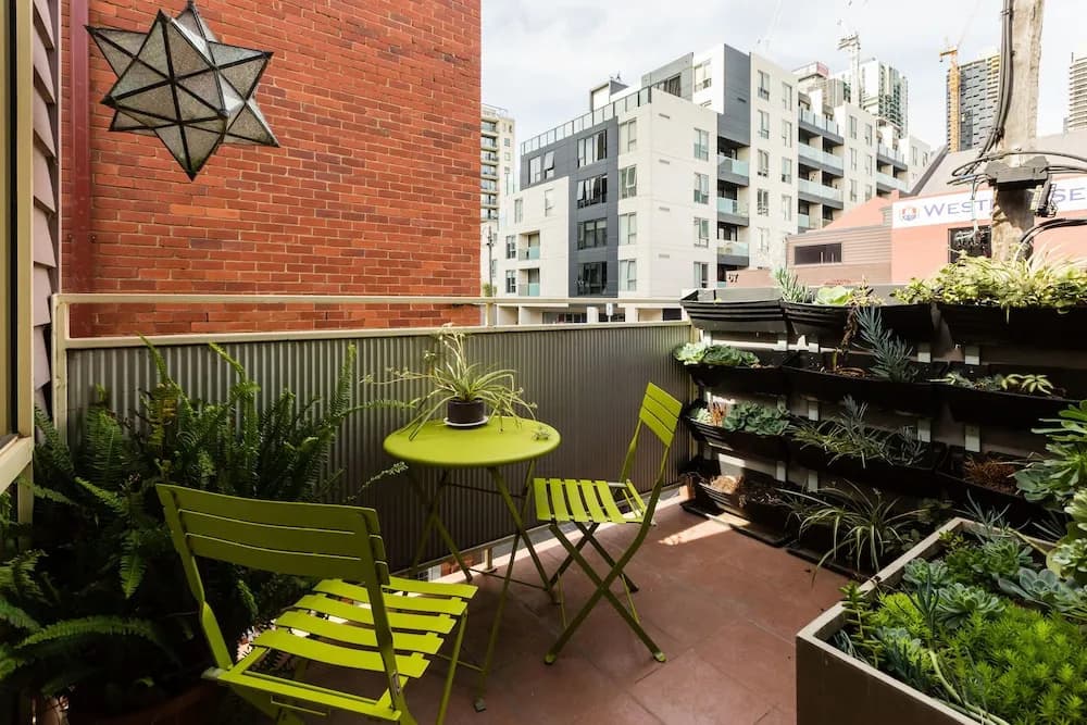 KIM, 2BDR West Melbourne Apartment - photo 10