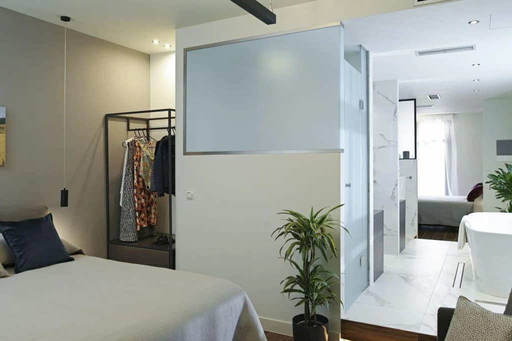 The Gem Society Boutique Hotel - photo 2