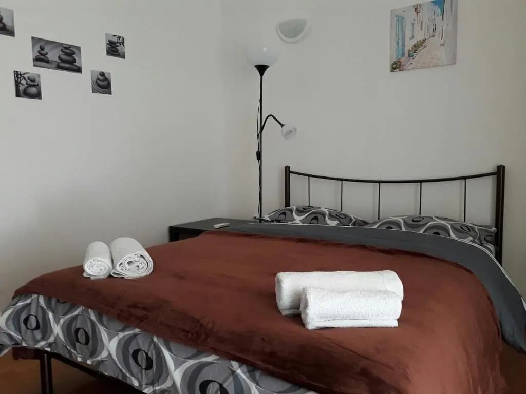 Sfiggos 54 Guest House - photo 3