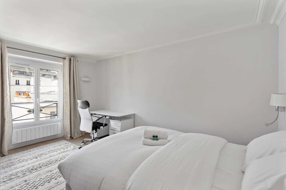 Modern Apartment Near Opera Garnier - photo 5