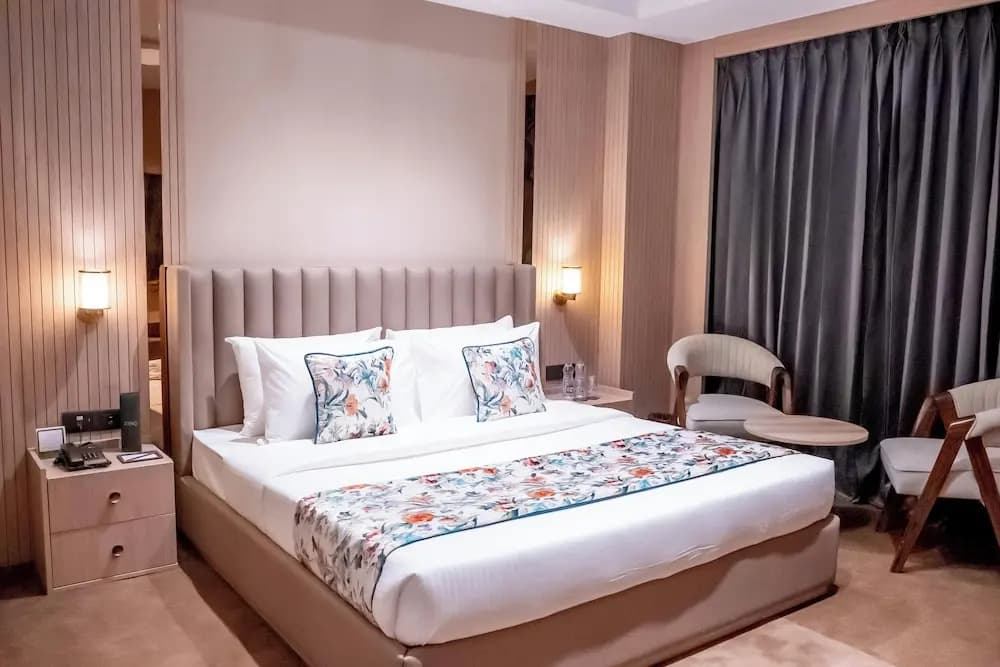 Aster Grand By Zenq Saket - photo 5