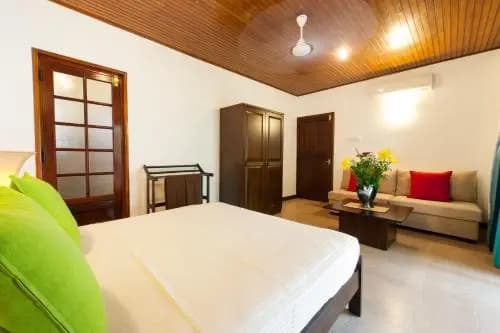 Barnes Place Bungalow - photo 5