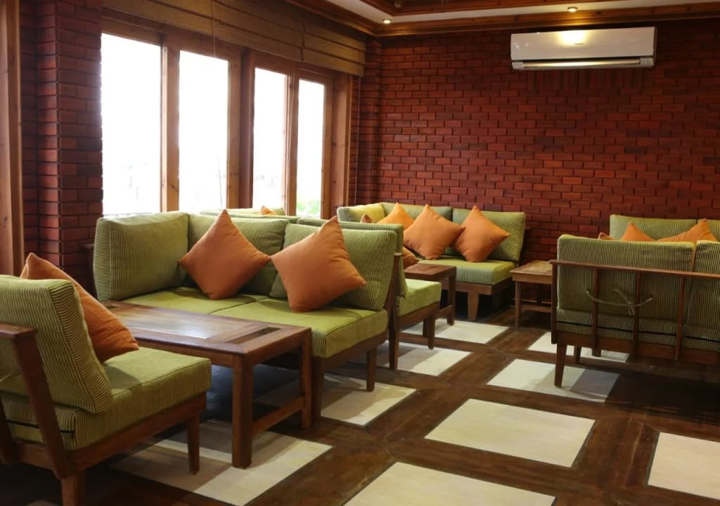 Eureka Serenity Athiri Inn - photo 8