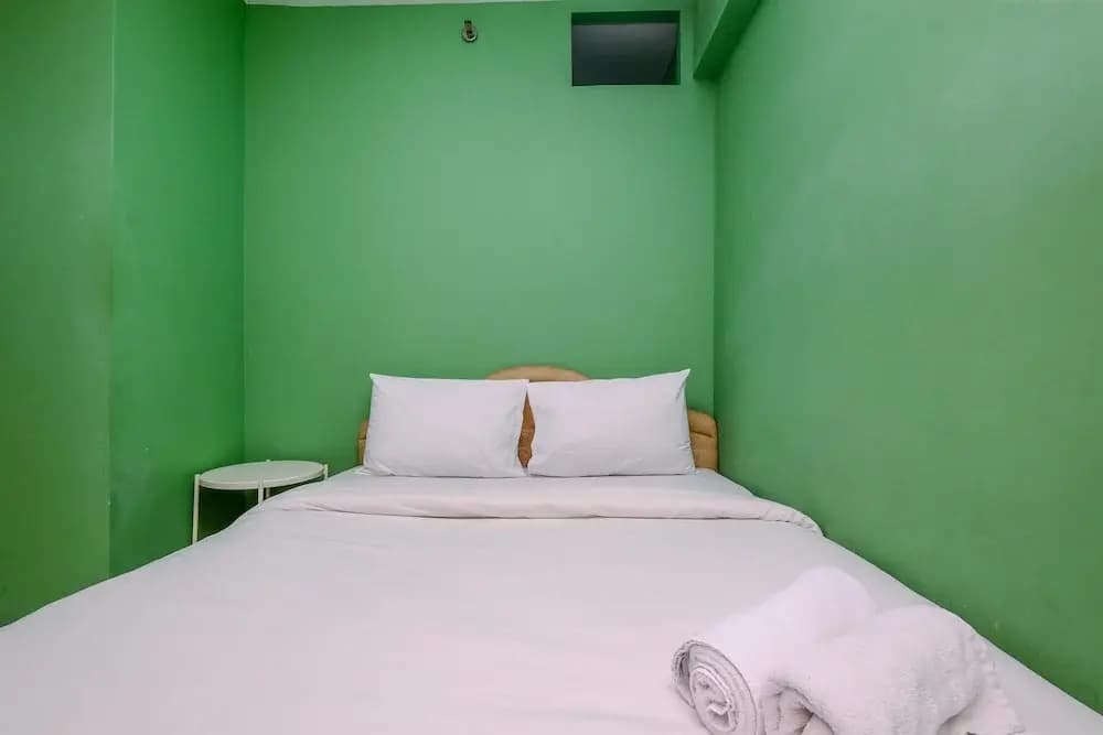 Minimalist And Cozy Style 2Br At Green Pramuka City Apartment - photo 4
