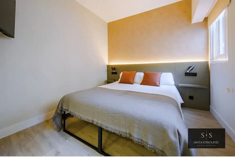 Santa Sofia Suites - photo 13