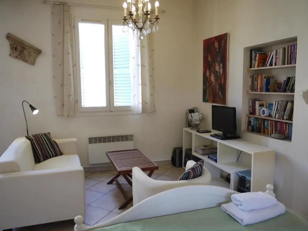 Studio 6 - a Quiet And Spacious Studio Flat in the Old Town - photo 4