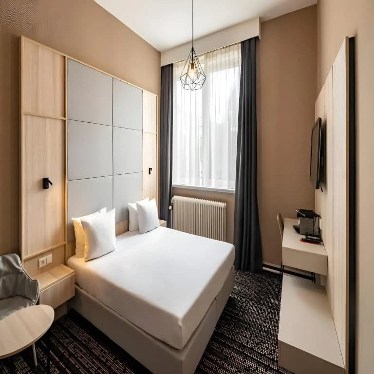 Alfred Hotel - photo 38