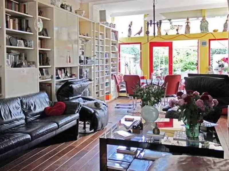 Xaviera Hollanders ''Happy House Bed & Breakfast'' - photo 2