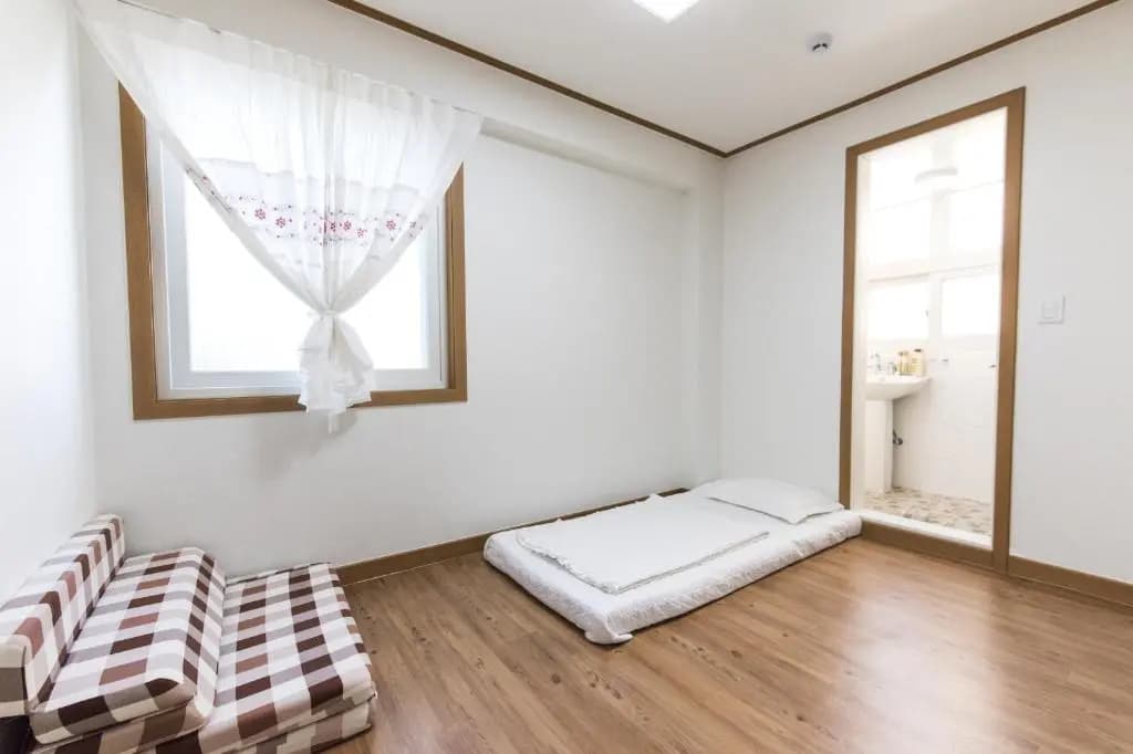 Kory Guesthouse - photo 2