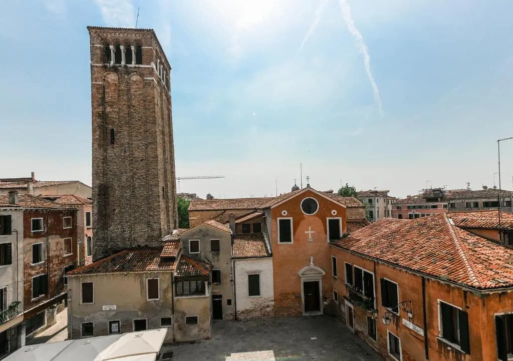 Venice Glass Apartment - main photo