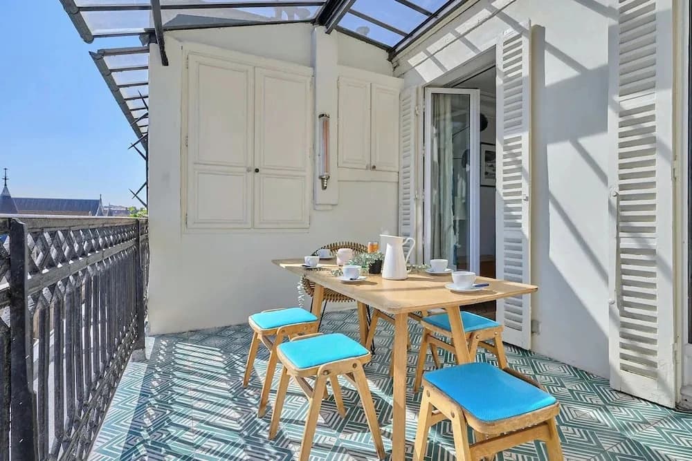 Superb Flat With Terrace in the Centre of Paris - photo 6